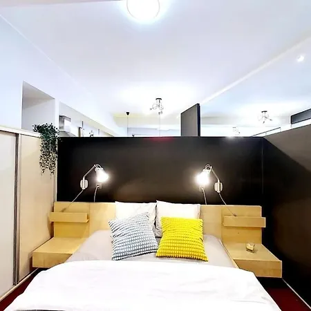 Retro Swietego Mikolaja Apartment